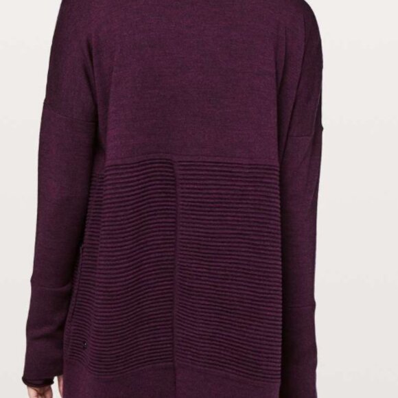 15. Lululemon Sit In Lotus Wrap II Heathered Plum - Picture 2 of 6
